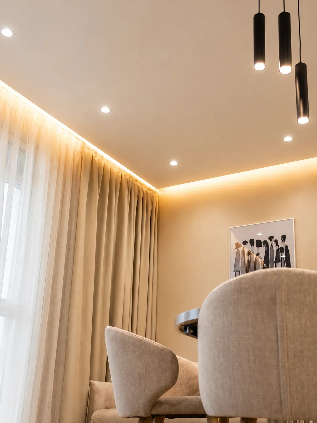 Surrey satin stretch ceiling dining room warm lighting